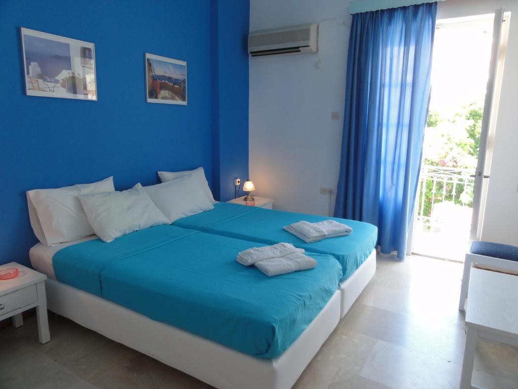 Botsis Guest House Hydra  Zimmer foto